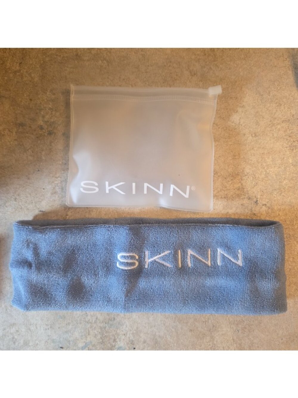 Skinn Headband NEW in Bag Blue